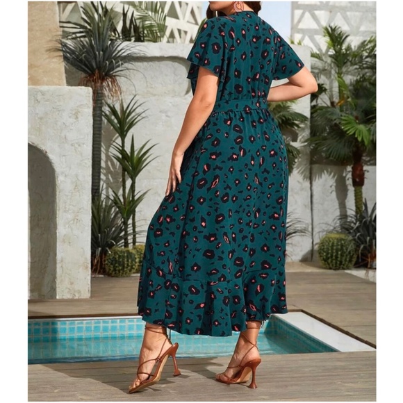 Boho Leopard Print Butterfly Sleeve Wrap Dress - Picture 4 of 5